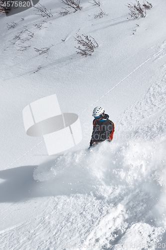 Image of Snowboarding in deep snow free ride