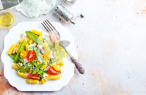 Image of salad with pasta