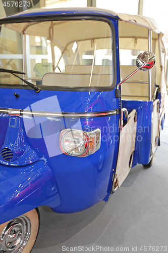 Image of Blue Auto Rickshaw