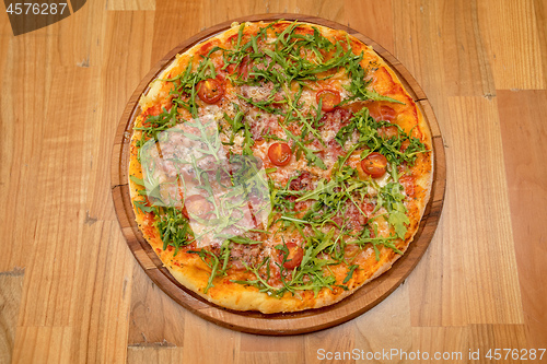 Image of Arugula Pizza Top