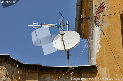 Image of Rooftop Parabola Satellite Receivers