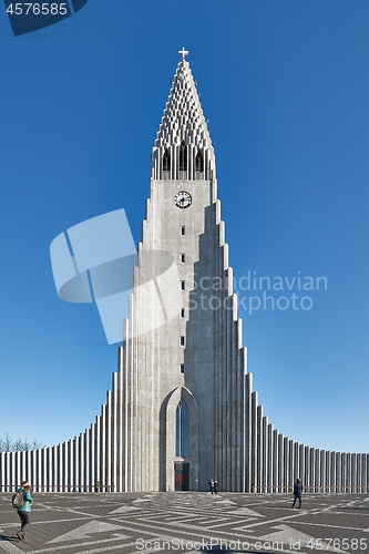 Image of Reykjavik cathedral exterior viewed from a street