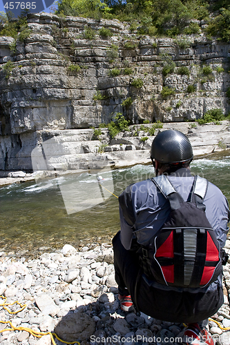 Image of kayak paddlers practising river rescues