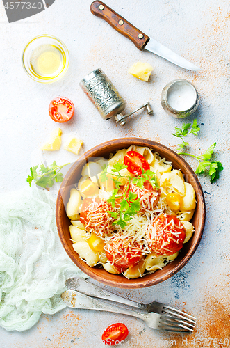 Image of pasta with meatballs