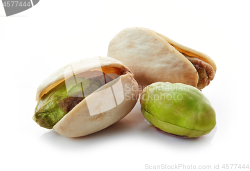 Image of pistachio nuts macro