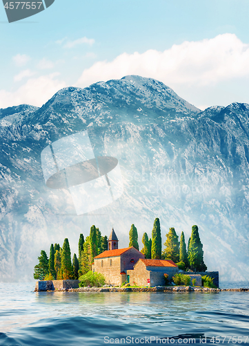 Image of Rock and island