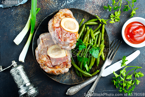 Image of fried meat on plate