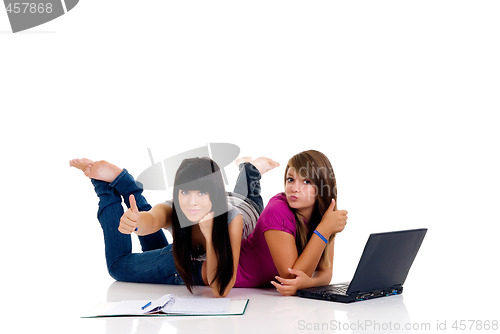 Image of Teenager girls studying 