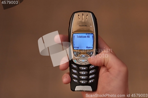 Image of Old Nokia mobile phone