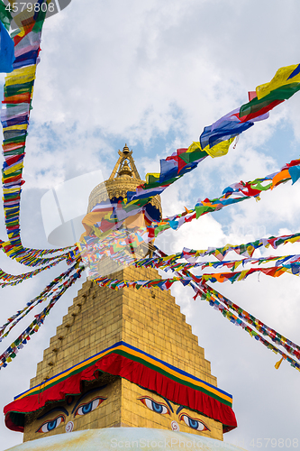 Image of Boudhanath Stupa and prayer flags in Kathmandu