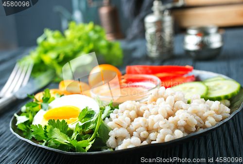 Image of bulgur with vegetables