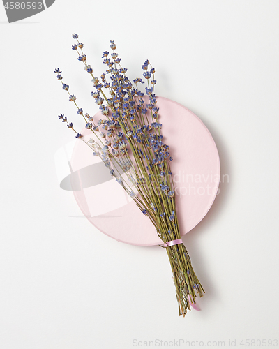 Image of Natural organic lavender bouquet on a round frame.