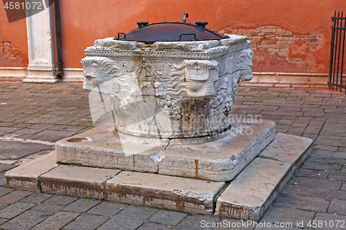 Image of Water Well Venice