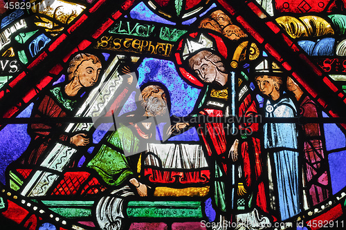 Image of Bourges cathedral stained glass, Lucianus finds the tomb of St S