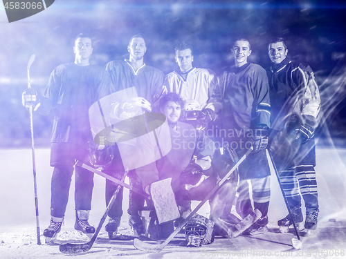 Image of ice hockey players team