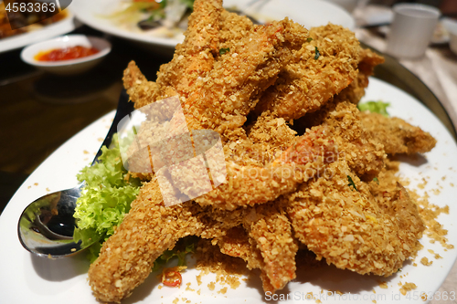 Image of Delicious cereal prawn dish