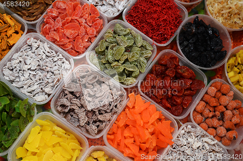 Image of Asseorted dried fruits and candy