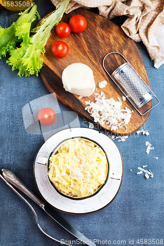 Image of noodles