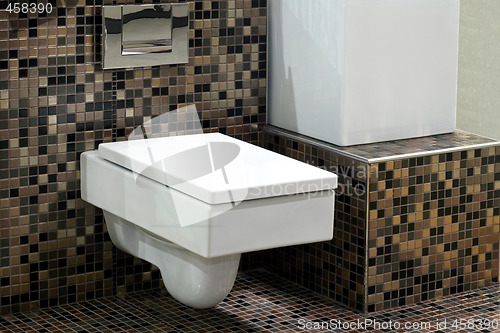 Image of Toilet and tiles 2
