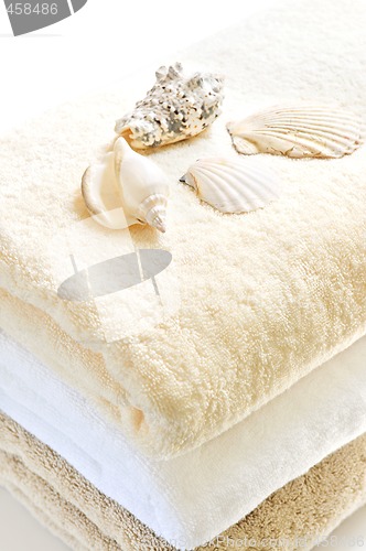 Image of Stack of towels