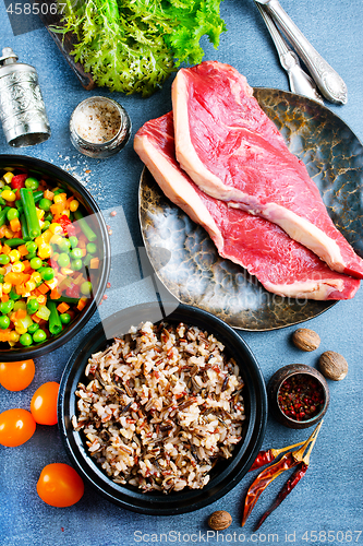 Image of meat with vegetables