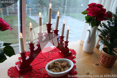 Image of Italian cantuccini in bowl on Christmas table