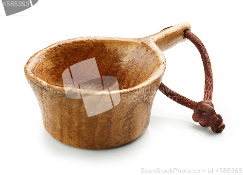 Image of empty wooden bowl