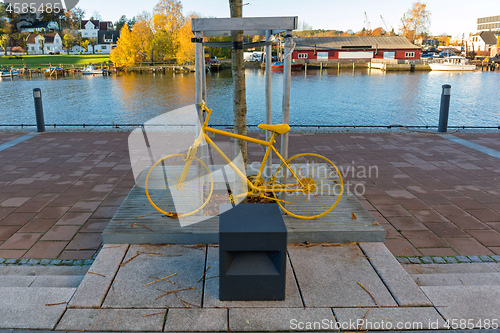 Image of Yellow Bicycle Fredrikstad