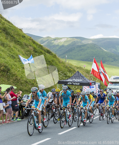 Image of Team Astana on Col de Peyresourde - Tour de France 2014