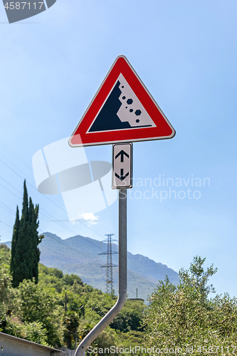 Image of Falling Stones Traffic Sign