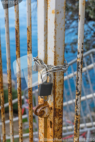 Image of Padlock and Chain