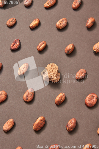 Image of Natural pattern of cocoa beans and mass in the middle.
