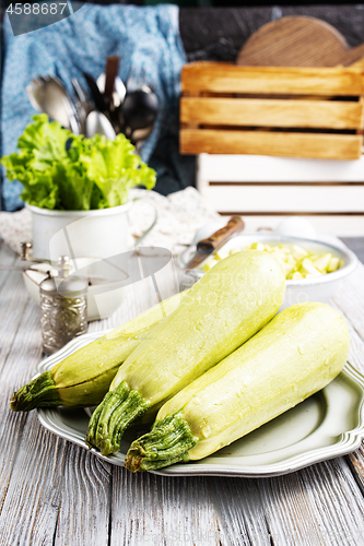 Image of green zucchini