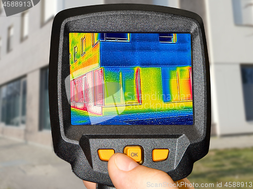 Image of Recording Heat Loss at the Residential building