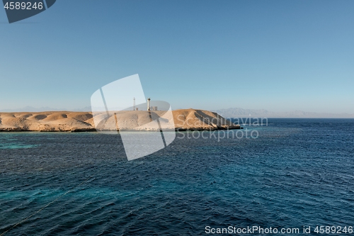 Image of Large island in the Sea