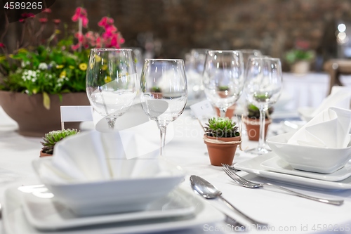 Image of Closeup of a table at the dining hall