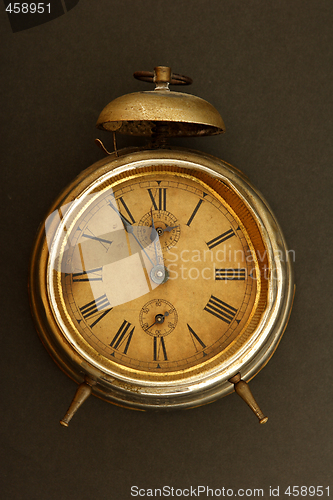 Image of old clock