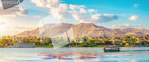 Image of River Nile and ship