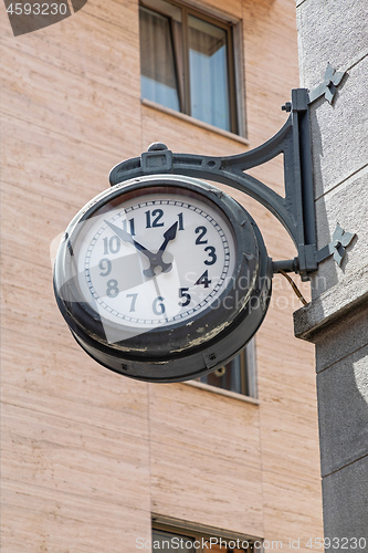 Image of Corner Clock