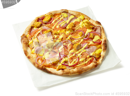 Image of freshly baked pizza