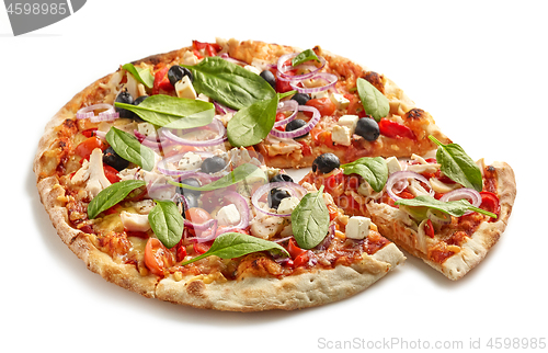 Image of freshly baked pizza