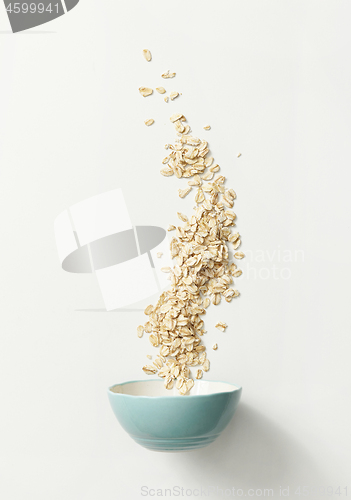 Image of bowl of oatmeal