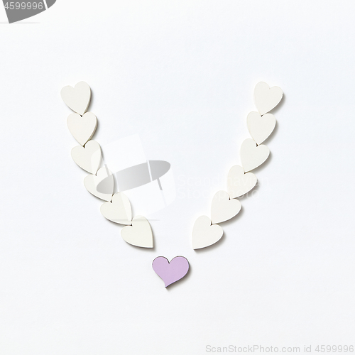 Image of Hearts pattern decoration in the shape of necklace.