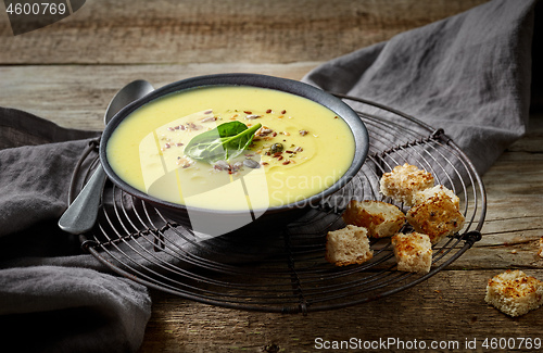 Image of bowl of vegetable cream soup