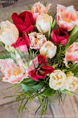 Image of A view from above to the bouquet of tulips
