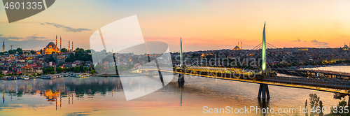 Image of Golden Horn and bridge