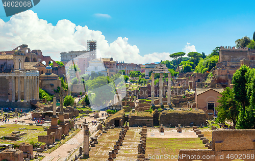 Image of Ancient ruins in Italy