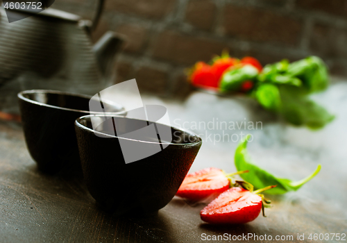 Image of tea in teapot