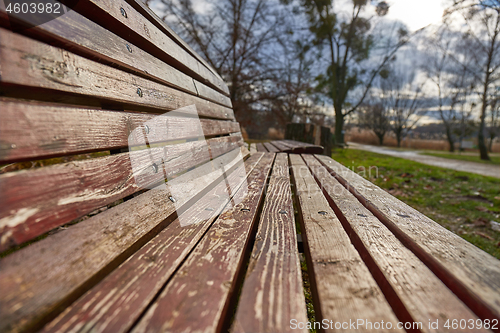 Image of PArk bench close up