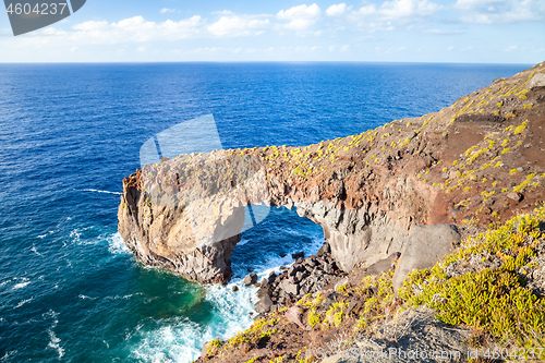 Image of rock arch Punta Perciato